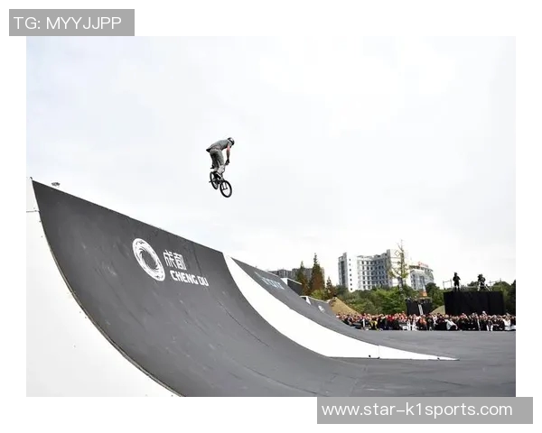 武汉滑板队在极限运动会积分榜中以79分稳居第一名引发热议实时数据